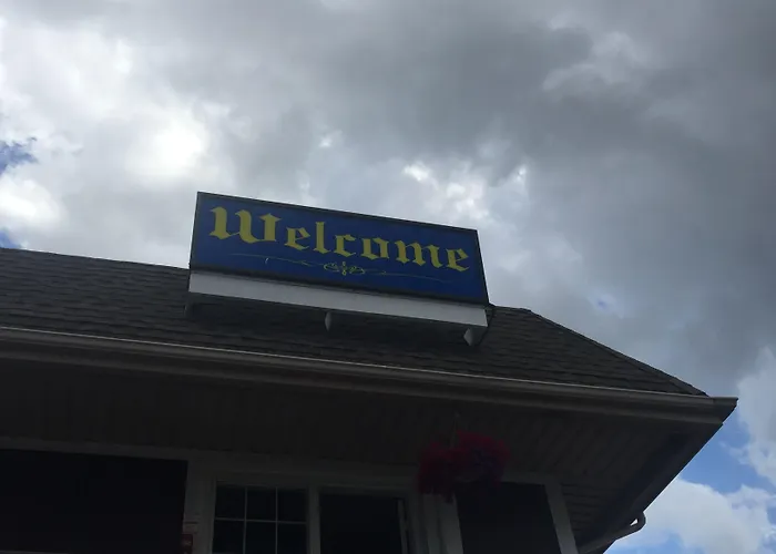 Niagara Falls Courtside Inn